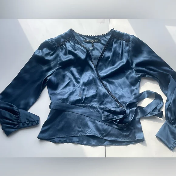 SANDRA ANGELOZZI Silk Wrap Blouse — Navy Silk Satin Wrap Top Large 42 - Picture 8 of 9